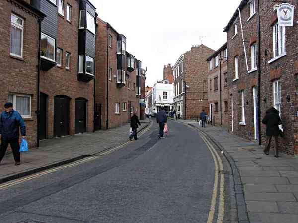 Looking towards Goodramgate.