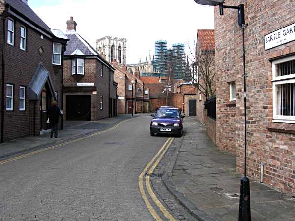 Looking towards Goodramgate.