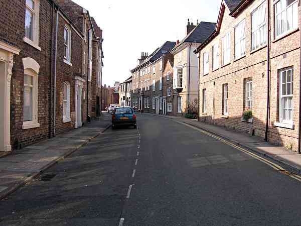 Looking towards Cromwell Road