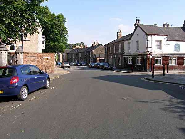 Looking towards Cromwell Road