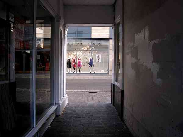 Looking into Spurriergate.