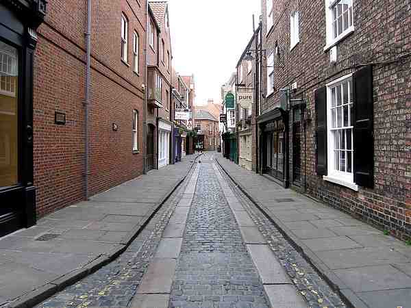 Looking towards Swinegate.