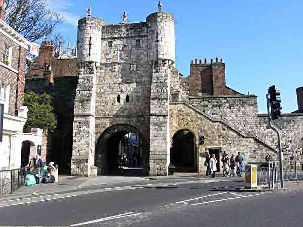 Looking at Bootham Bar heading through the bar towards Duncombe Place and the Minster.