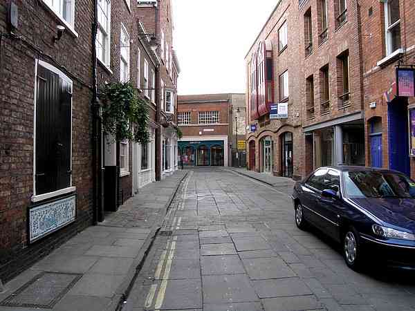 Looking towards Back Swinegate.