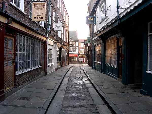 Looking South East towards Pavement.