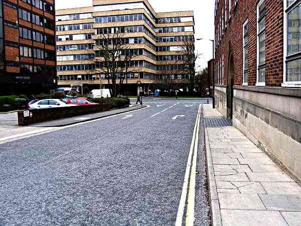 Looking towards Piccadilly.